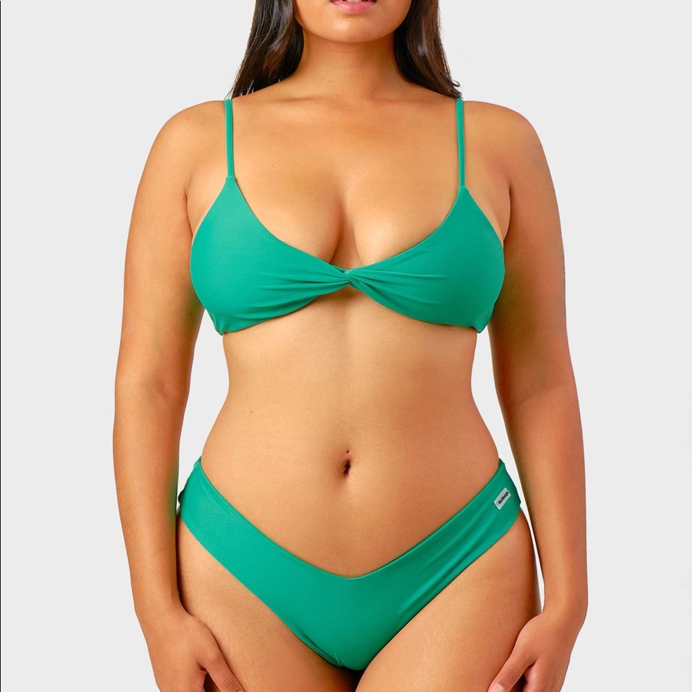 Blackbough Swim Tona Top (S) and Bottom (M)